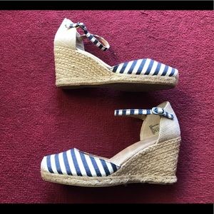 White Mountain Wedge Sandals, Size 8